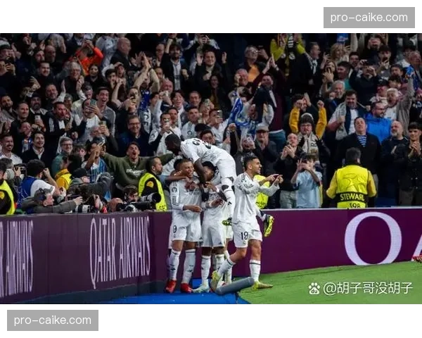 皇马主场1-2负于拜仁：姆巴佩击中横梁破门，凯恩、迪亚斯为客队进球